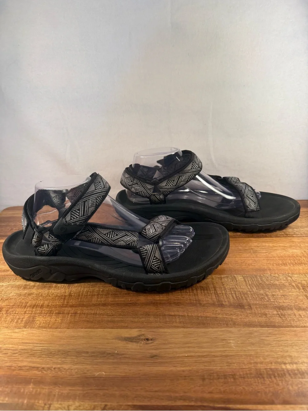 TEVA Men's Hurricane XLT3 Black/Gray/White Adjustable Sandals Size 10